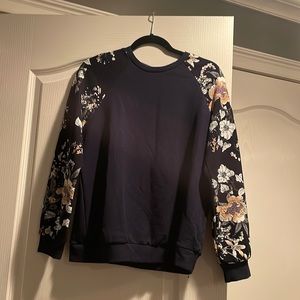 Pretty floral sleeve navy top